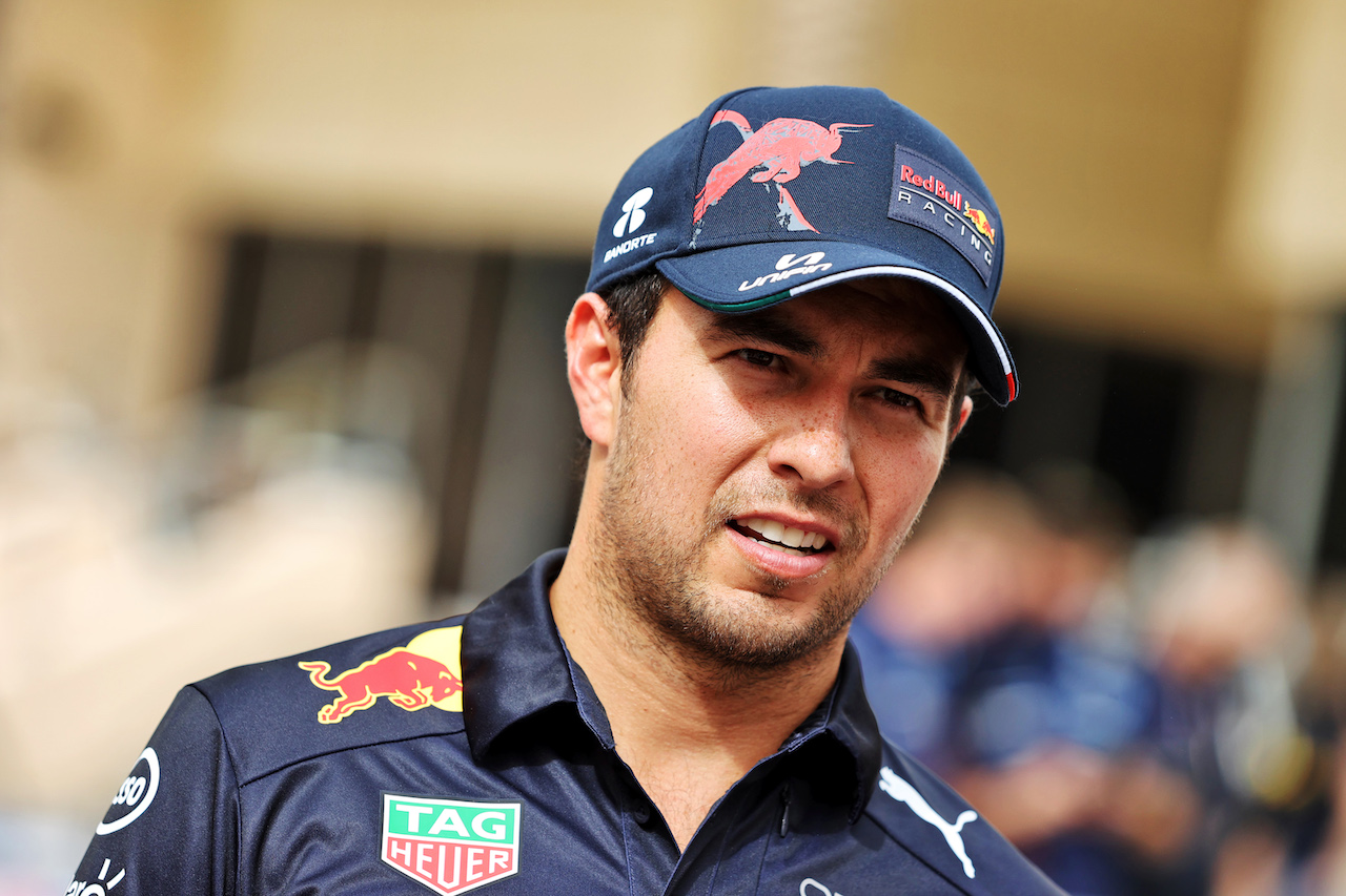 TEST BAHRAIN, Sergio Perez (MEX) Red Bull Racing.
11.03.2022. Formula 1 Testing, Sakhir, Bahrain, Day Two.
- www.xpbimages.com, EMail: requests@xpbimages.com © Copyright: Moy / XPB Images
