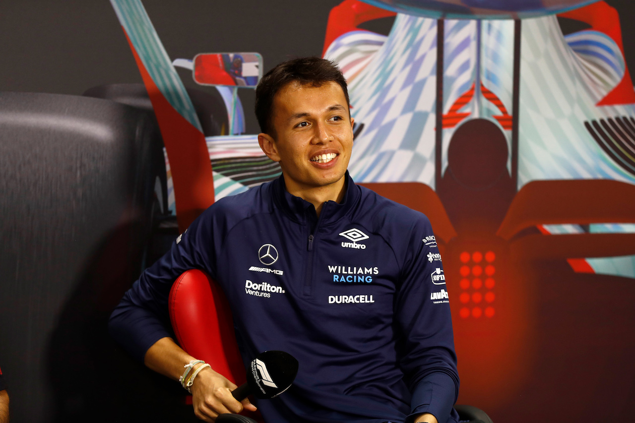 TEST BAHRAIN, Alexander Albon (THA) Williams Racing in the FIA Press Conference.
11.03.2022. Formula 1 Testing, Sakhir, Bahrain, Day Two.
- www.xpbimages.com, EMail: requests@xpbimages.com © Copyright: XPB Images