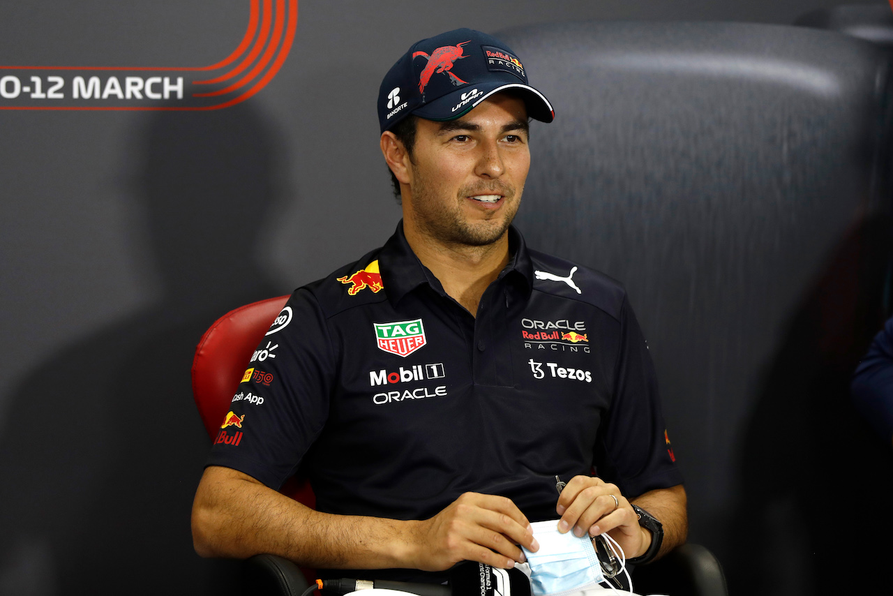TEST BAHRAIN, Sergio Perez (MEX) Red Bull Racing in the FIA Press Conference.
11.03.2022. Formula 1 Testing, Sakhir, Bahrain, Day Two.
- www.xpbimages.com, EMail: requests@xpbimages.com © Copyright: XPB Images