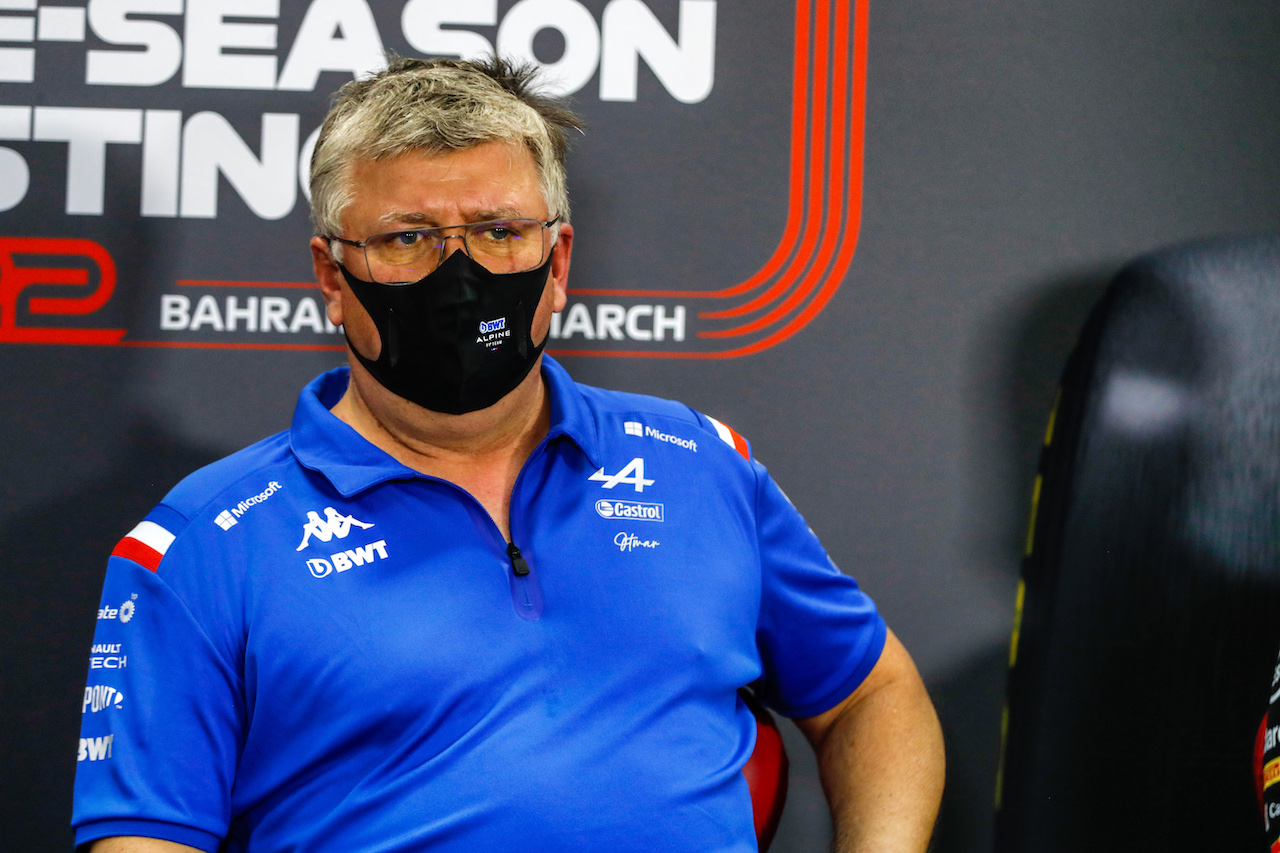 TEST BAHRAIN, Otmar Szafnauer (USA) Alpine F1 Team, Team Principal in the FIA Press Conference.
11.03.2022. Formula 1 Testing, Sakhir, Bahrain, Day Two.
- www.xpbimages.com, EMail: requests@xpbimages.com © Copyright: XPB Images