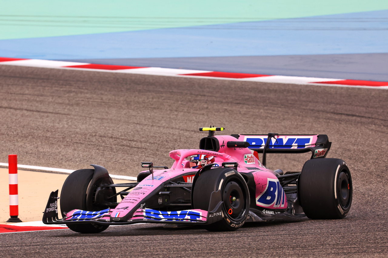 TEST BAHRAIN, Esteban Ocon (FRA) Alpine F1 Team A522.
11.03.2022. Formula 1 Testing, Sakhir, Bahrain, Day Two.
- www.xpbimages.com, EMail: requests@xpbimages.com © Copyright: Batchelor / XPB Images