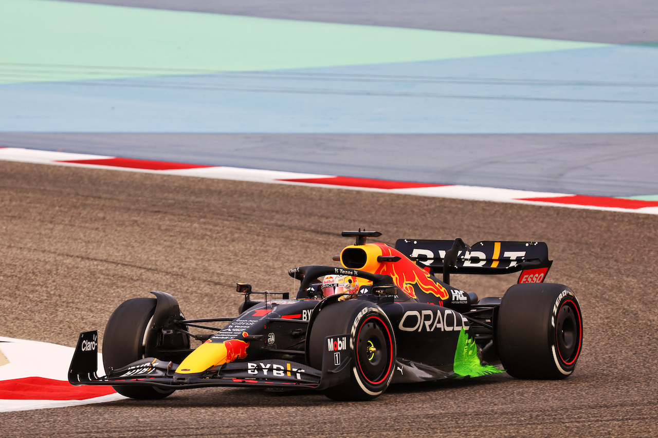 TEST BAHRAIN, Max Verstappen (NLD) Red Bull Racing RB18.
11.03.2022. Formula 1 Testing, Sakhir, Bahrain, Day Two.
- www.xpbimages.com, EMail: requests@xpbimages.com © Copyright: Batchelor / XPB Images