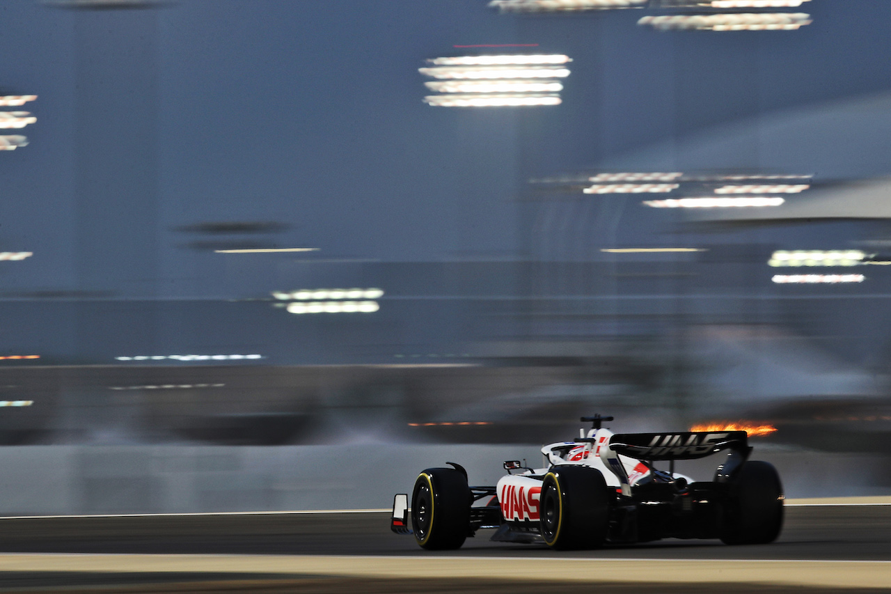 TEST BAHRAIN, Kevin Magnussen (DEN) Haas VF-22.
11.03.2022. Formula 1 Testing, Sakhir, Bahrain, Day Two.
 - www.xpbimages.com, EMail: requests@xpbimages.com © Copyright: Coates / XPB Images
