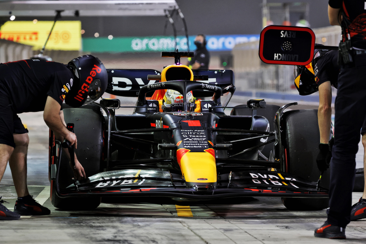 TEST BAHRAIN, Max Verstappen (NLD) Red Bull Racing RB18.
11.03.2022. Formula 1 Testing, Sakhir, Bahrain, Day Two.
- www.xpbimages.com, EMail: requests@xpbimages.com © Copyright: Bearne / XPB Images