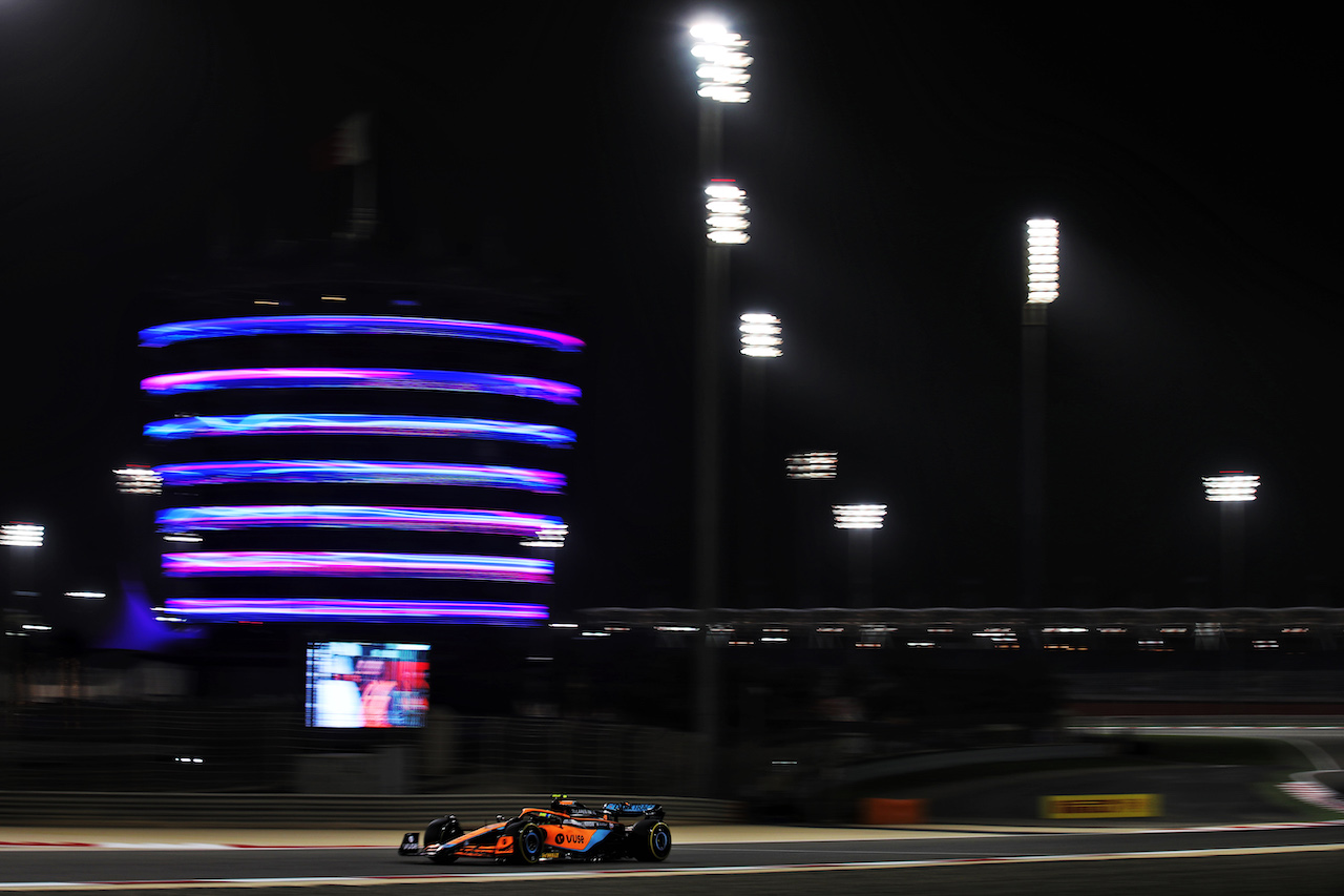 TEST BAHRAIN, Lando Norris (GBR) McLaren MCL36.
11.03.2022. Formula 1 Testing, Sakhir, Bahrain, Day Two.
 - www.xpbimages.com, EMail: requests@xpbimages.com © Copyright: Coates / XPB Images