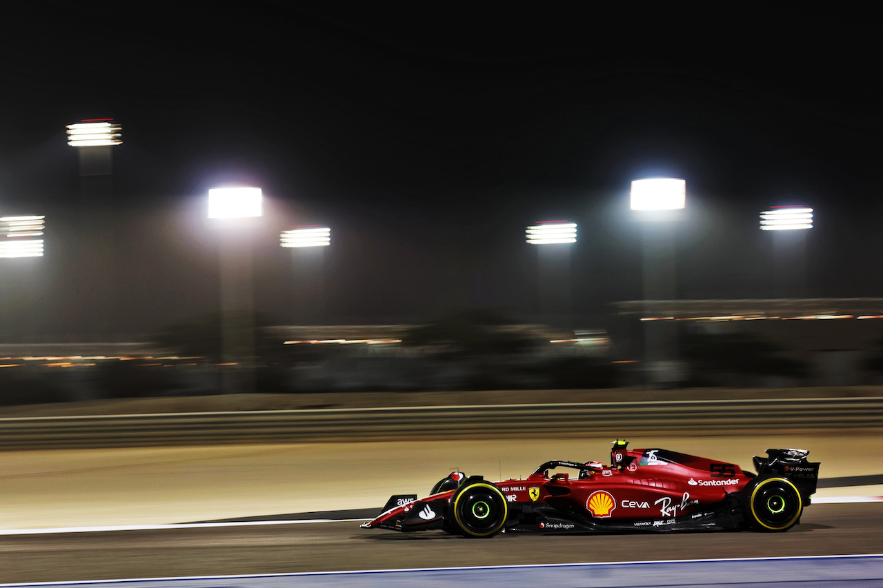 TEST BAHRAIN, Carlos Sainz Jr (ESP) Ferrari F1-75.
11.03.2022. Formula 1 Testing, Sakhir, Bahrain, Day Two.
- www.xpbimages.com, EMail: requests@xpbimages.com © Copyright: Batchelor / XPB Images