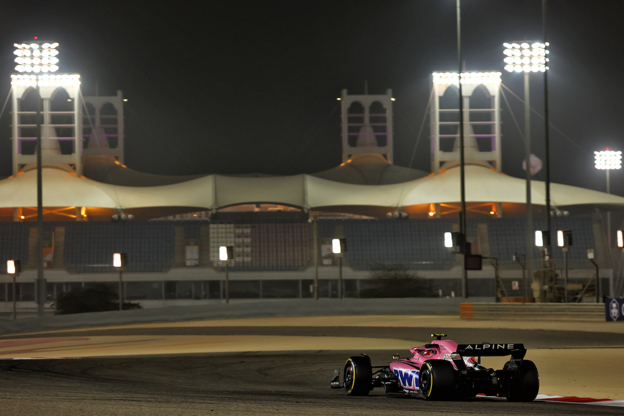TEST BAHRAIN, Esteban Ocon (FRA) Alpine F1 Team A522.
11.03.2022. Formula 1 Testing, Sakhir, Bahrain, Day Two.
- www.xpbimages.com, EMail: requests@xpbimages.com © Copyright: Batchelor / XPB Images
