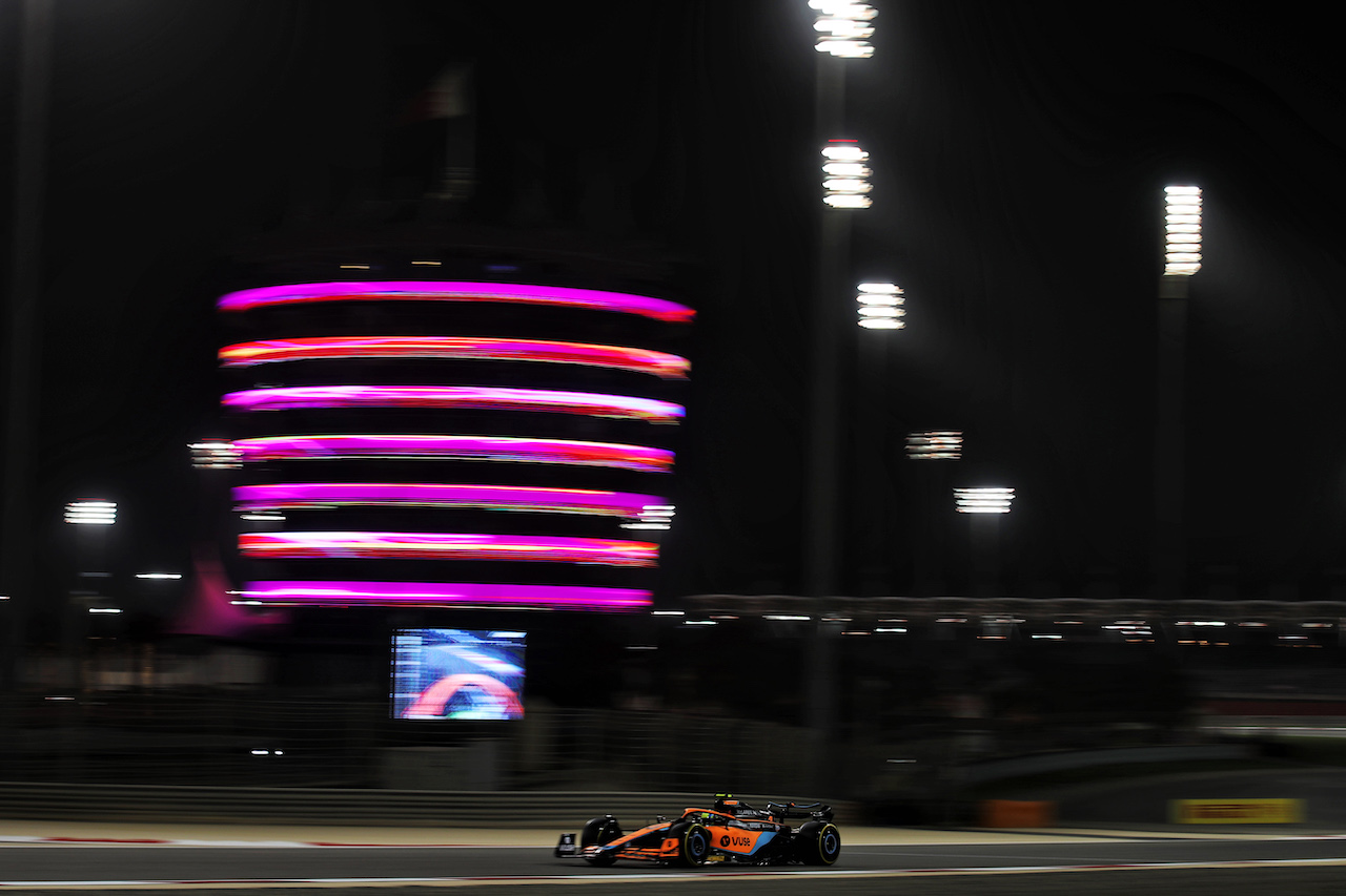 TEST BAHRAIN, Lando Norris (GBR) McLaren MCL36.
11.03.2022. Formula 1 Testing, Sakhir, Bahrain, Day Two.
 - www.xpbimages.com, EMail: requests@xpbimages.com © Copyright: Coates / XPB Images