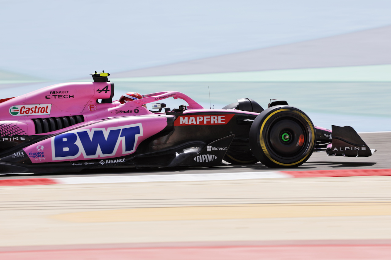 TEST BAHRAIN, Esteban Ocon (FRA) Alpine F1 Team A522.
11.03.2022. Formula 1 Testing, Sakhir, Bahrain, Day Two.
- www.xpbimages.com, EMail: requests@xpbimages.com © Copyright: Bearne / XPB Images