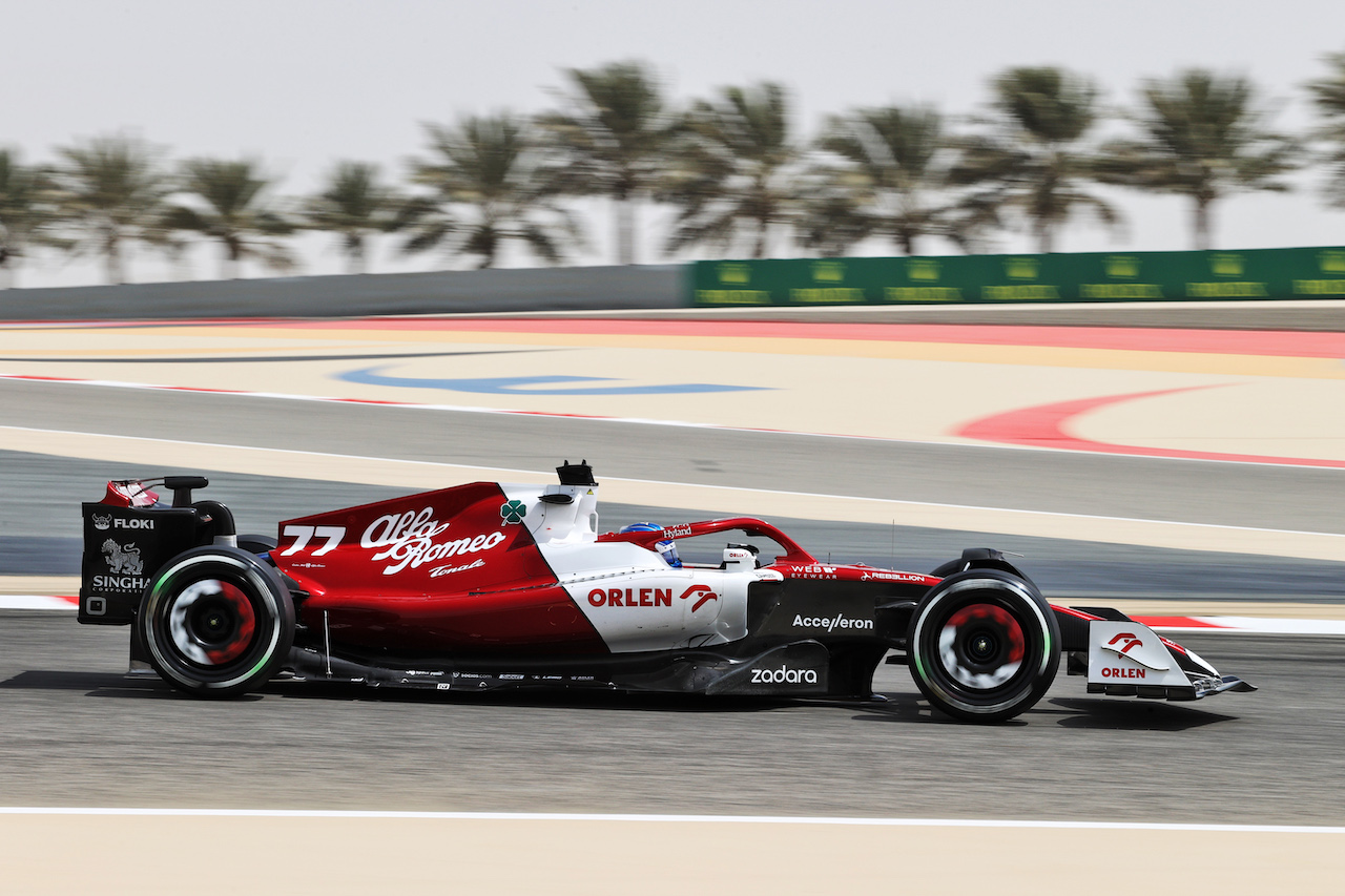 TEST BAHRAIN, Valtteri Bottas (FIN) Alfa Romeo F1 Team C42.
11.03.2022. Formula 1 Testing, Sakhir, Bahrain, Day Two.
- www.xpbimages.com, EMail: requests@xpbimages.com © Copyright: Moy / XPB Images