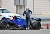 TEST BAHRAIN, Nicholas Latifi (CDN) Williams Racing FW44 stopped on the circuit with the rear brakes on fire.
11.03.2022. Formula 1 Testing, Sakhir, Bahrain, Day Two.
- www.xpbimages.com, EMail: requests@xpbimages.com © Copyright: Moy / XPB Images