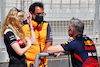 TEST BAHRAIN, Randy Singh, McLaren Director, Strategy e Sporting, (Left) with Jonathan Wheatley (GBR) Red Bull Racing Team Manager (Right) e Ruth Buscombe (GBR) Alfa Romeo F1 Team Trackside Strategy Engineer (Left).
11.03.2022. Formula 1 Testing, Sakhir, Bahrain, Day Two.
- www.xpbimages.com, EMail: requests@xpbimages.com © Copyright: Batchelor / XPB Images