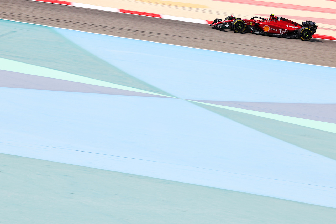 TEST BAHRAIN, Carlos Sainz Jr (ESP) Ferrari F1-75.
12.03.2022. Formula 1 Testing, Sakhir, Bahrain, Day Three.
- www.xpbimages.com, EMail: requests@xpbimages.com © Copyright: Batchelor / XPB Images