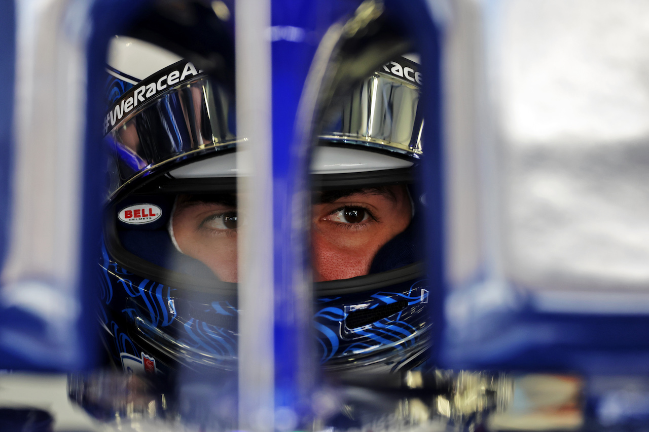 TEST BAHRAIN, Nicholas Latifi (CDN) Williams Racing FW44.
12.03.2022. Formula 1 Testing, Sakhir, Bahrain, Day Three.
- www.xpbimages.com, EMail: requests@xpbimages.com © Copyright: Bearne / XPB Images