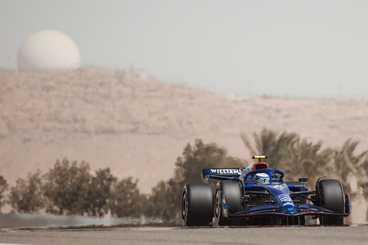 TEST BAHRAIN, Nicholas Latifi (CDN) Williams Racing FW44.
12.03.2022. Formula 1 Testing, Sakhir, Bahrain, Day Three.
- www.xpbimages.com, EMail: requests@xpbimages.com © Copyright: Bearne / XPB Images