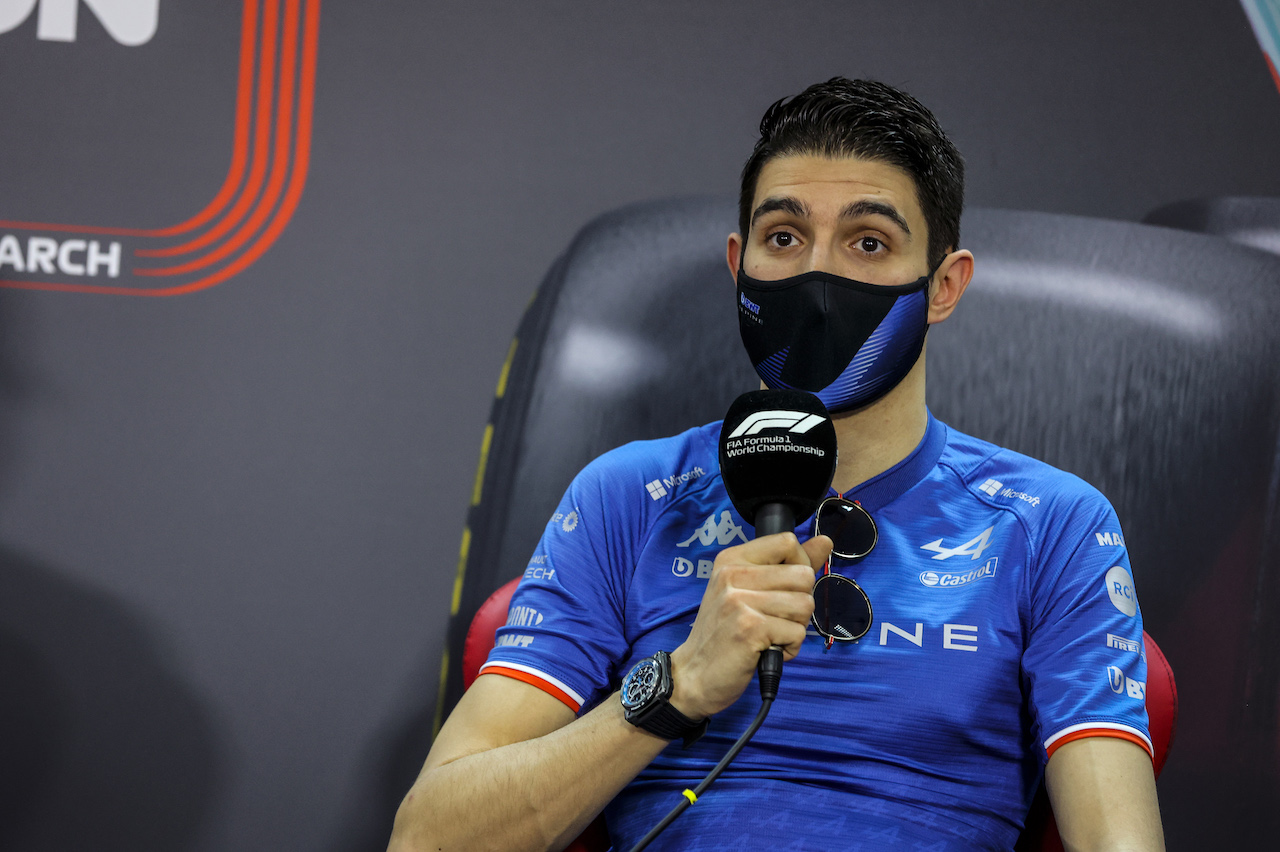 TEST BAHRAIN, Esteban Ocon (FRA) Alpine F1 Team in the FIA Press Conference.
12.03.2022. Formula 1 Testing, Sakhir, Bahrain, Day Three.
- www.xpbimages.com, EMail: requests@xpbimages.com © Copyright: XPB Images