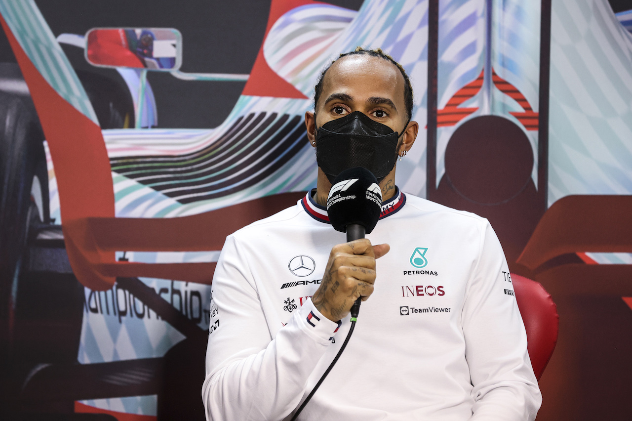 TEST BAHRAIN, Lewis Hamilton (GBR) Mercedes AMG F1 in the FIA Press Conference.
12.03.2022. Formula 1 Testing, Sakhir, Bahrain, Day Three.
- www.xpbimages.com, EMail: requests@xpbimages.com © Copyright: XPB Images
