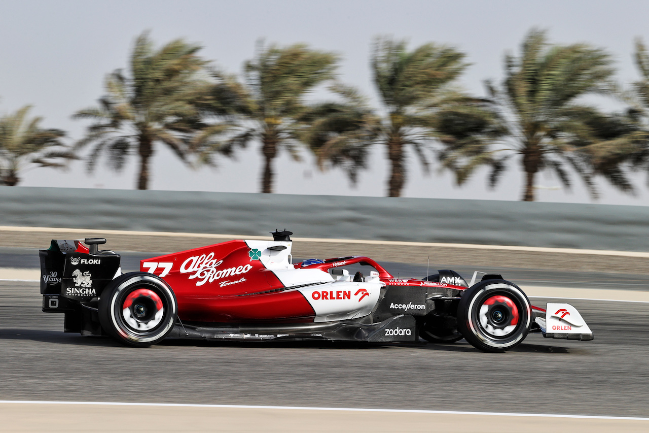 TEST BAHRAIN, Valtteri Bottas (FIN) Alfa Romeo F1 Team C42.
12.03.2022. Formula 1 Testing, Sakhir, Bahrain, Day Three.
- www.xpbimages.com, EMail: requests@xpbimages.com © Copyright: Moy / XPB Images