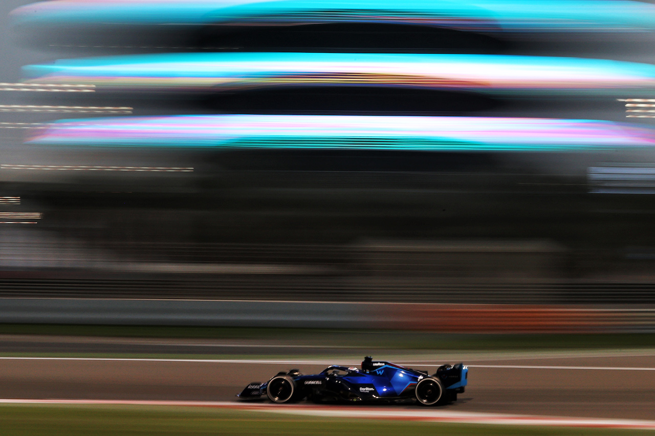 TEST BAHRAIN, Nicholas Latifi (CDN) Williams Racing FW44.
12.03.2022. Formula 1 Testing, Sakhir, Bahrain, Day Three.
- www.xpbimages.com, EMail: requests@xpbimages.com © Copyright: Moy / XPB Images