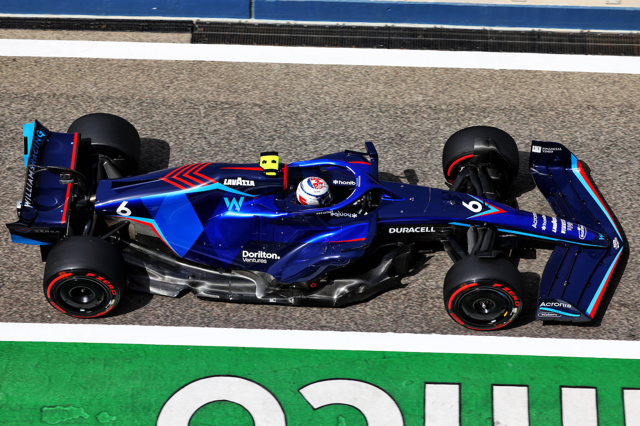 TEST BAHRAIN, Nicholas Latifi (CDN) Williams Racing FW44.
12.03.2022. Formula 1 Testing, Sakhir, Bahrain, Day Three.
- www.xpbimages.com, EMail: requests@xpbimages.com © Copyright: Batchelor / XPB Images
