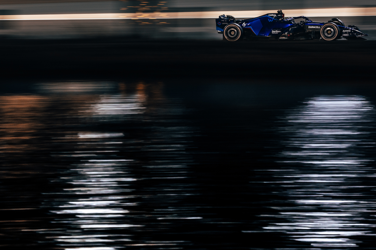 TEST BAHRAIN, Nicholas Latifi (CDN) Williams Racing FW44.
12.03.2022. Formula 1 Testing, Sakhir, Bahrain, Day Three.
- www.xpbimages.com, EMail: requests@xpbimages.com © Copyright: Bearne / XPB Images