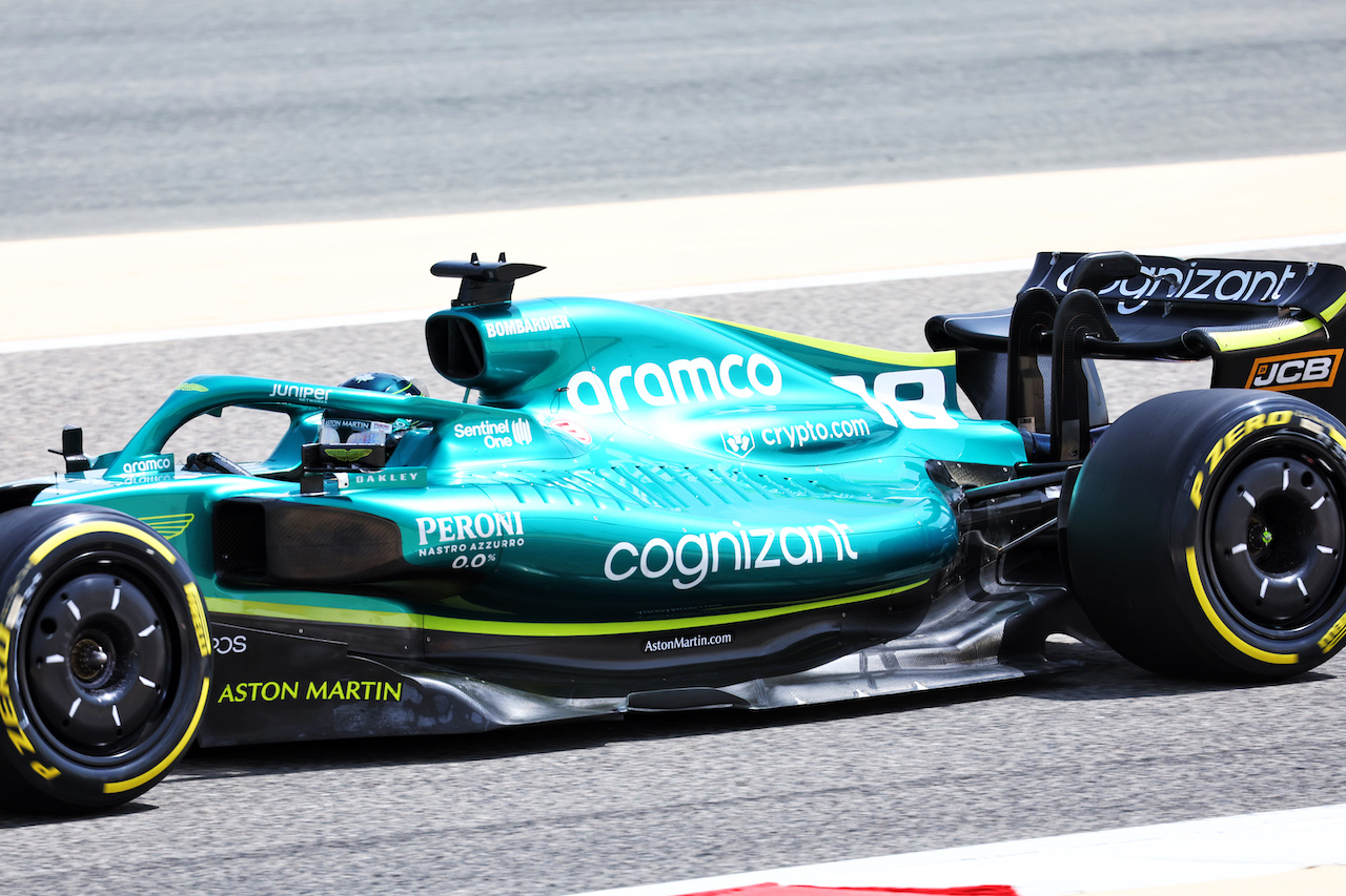 TEST BAHRAIN, Lance Stroll (CDN) Aston Martin F1 Team AMR22 - floor e sidepod detail.
12.03.2022. Formula 1 Testing, Sakhir, Bahrain, Day Three.
- www.xpbimages.com, EMail: requests@xpbimages.com © Copyright: Batchelor / XPB Images