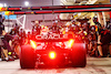 TEST BAHRAIN, Max Verstappen (NLD) Red Bull Racing RB18 practices a pit stop.
12.03.2022. Formula 1 Testing, Sakhir, Bahrain, Day Three.
- www.xpbimages.com, EMail: requests@xpbimages.com © Copyright: Batchelor / XPB Images