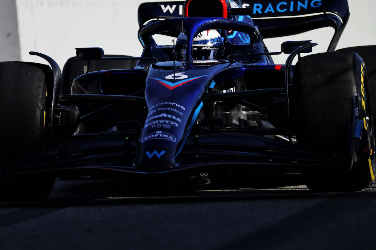 TEST BARCELLONA, Nicholas Latifi (CDN) Williams Racing FW44.
23.02.2022. Formula One Testing, Day One, Barcelona, Spain. Wednesday.
- www.xpbimages.com, EMail: requests@xpbimages.com © Copyright: Bearne / XPB Images