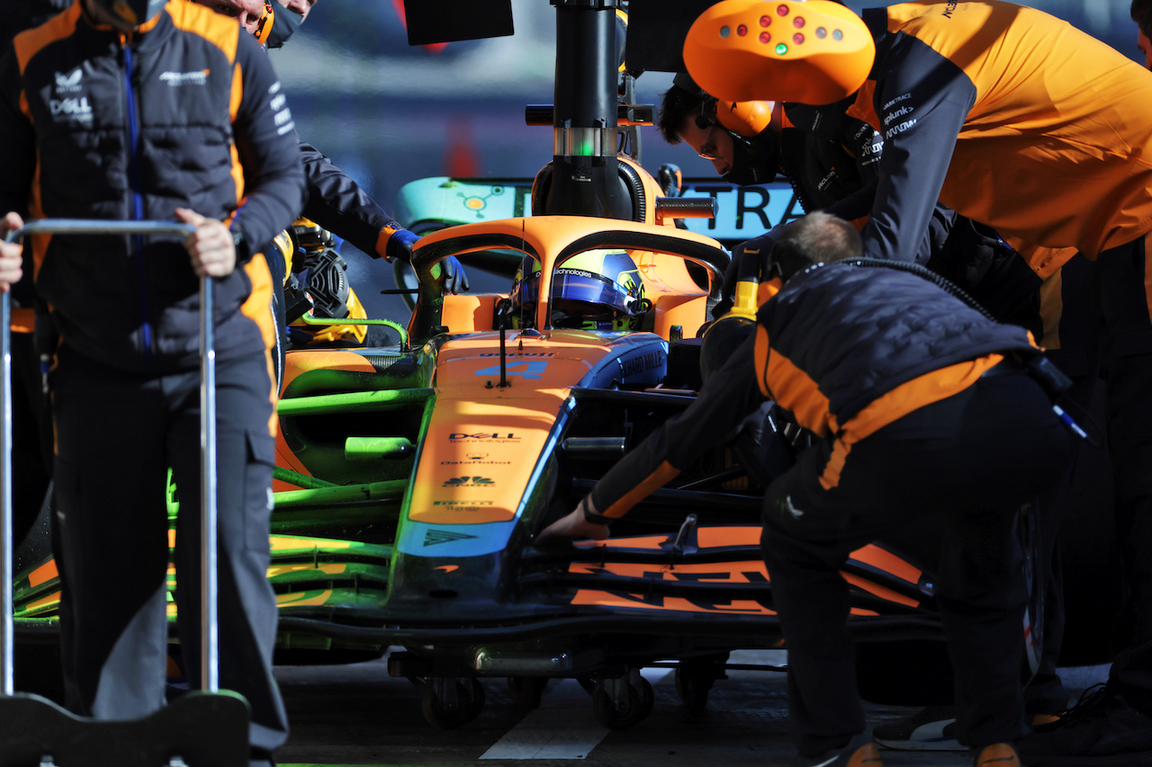 TEST BARCELLONA, Lando Norris (GBR) McLaren MCL36.
23.02.2022. Formula One Testing, Day One, Barcelona, Spain. Wednesday.
- www.xpbimages.com, EMail: requests@xpbimages.com © Copyright: Bearne / XPB Images