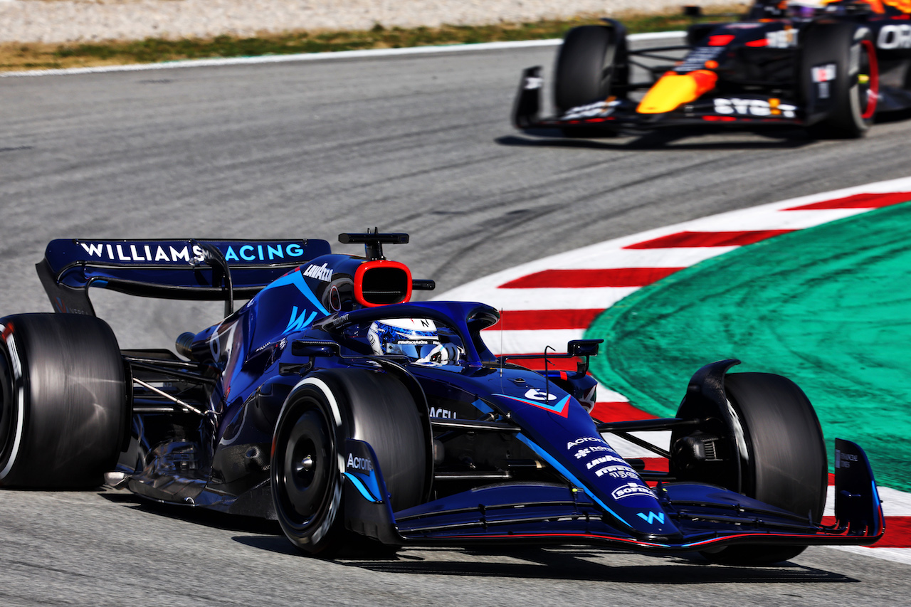 TEST BARCELLONA, Nicholas Latifi (CDN) Williams Racing FW44.
23.02.2022. Formula One Testing, Day One, Barcelona, Spain. Wednesday.
- www.xpbimages.com, EMail: requests@xpbimages.com © Copyright: Batchelor / XPB Images