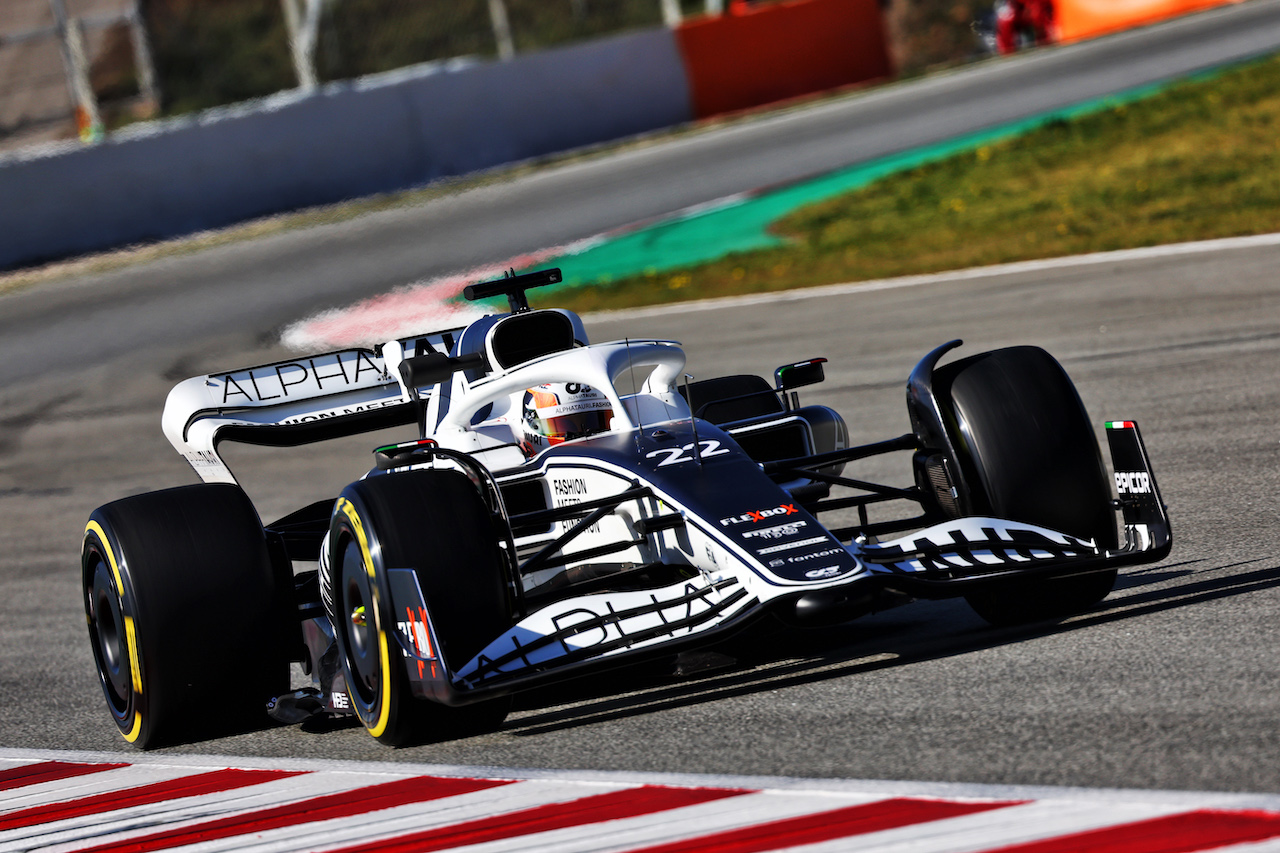 TEST BARCELLONA, Yuki Tsunoda (JPN) AlphaTauri AT03.
23.02.2022. Formula One Testing, Day One, Barcelona, Spain. Wednesday.
- www.xpbimages.com, EMail: requests@xpbimages.com © Copyright: Batchelor / XPB Images