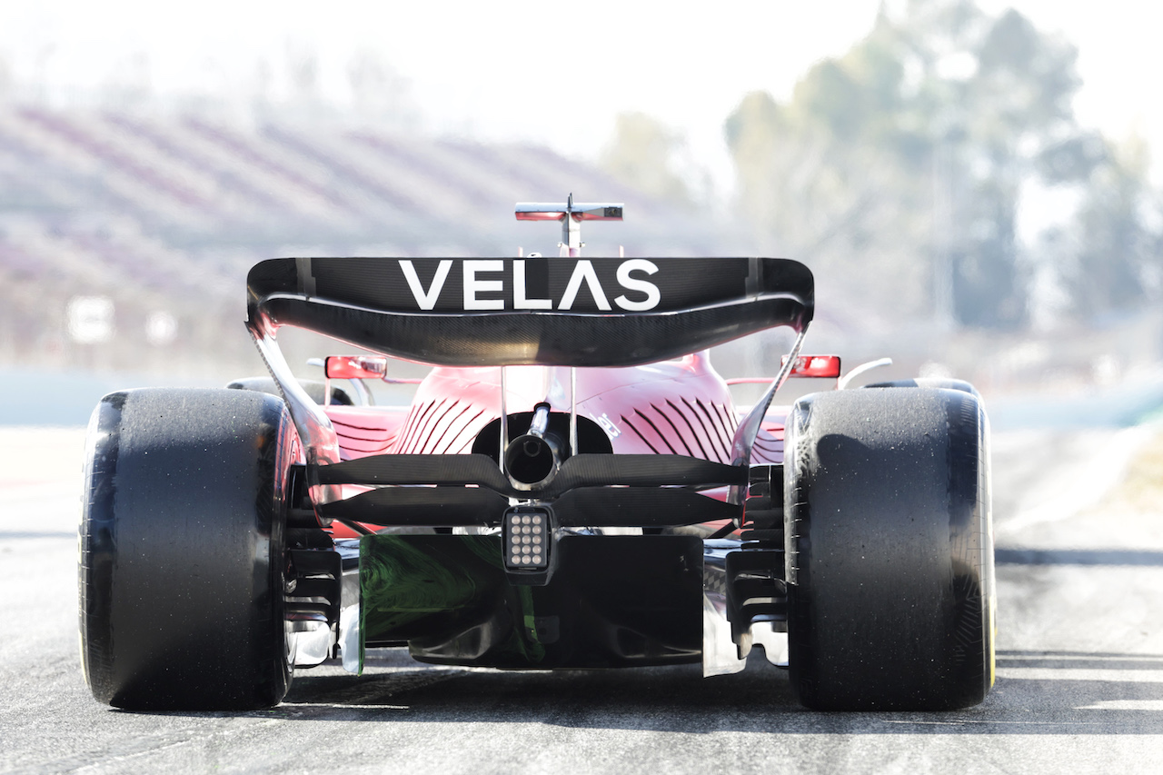 TEST BARCELLONA, Charles Leclerc (MON) Ferrari F1-75 - rear wing e diffuser detail.
23.02.2022. Formula One Testing, Day One, Barcelona, Spain. Wednesday.
- www.xpbimages.com, EMail: requests@xpbimages.com © Copyright: Bearne / XPB Images