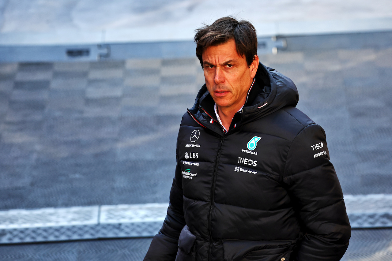 TEST BARCELLONA, Toto Wolff (GER) Mercedes AMG F1 Shareholder e Executive Director.
23.02.2022. Formula One Testing, Day One, Barcelona, Spain. Wednesday.
- www.xpbimages.com, EMail: requests@xpbimages.com © Copyright: Price / XPB Images