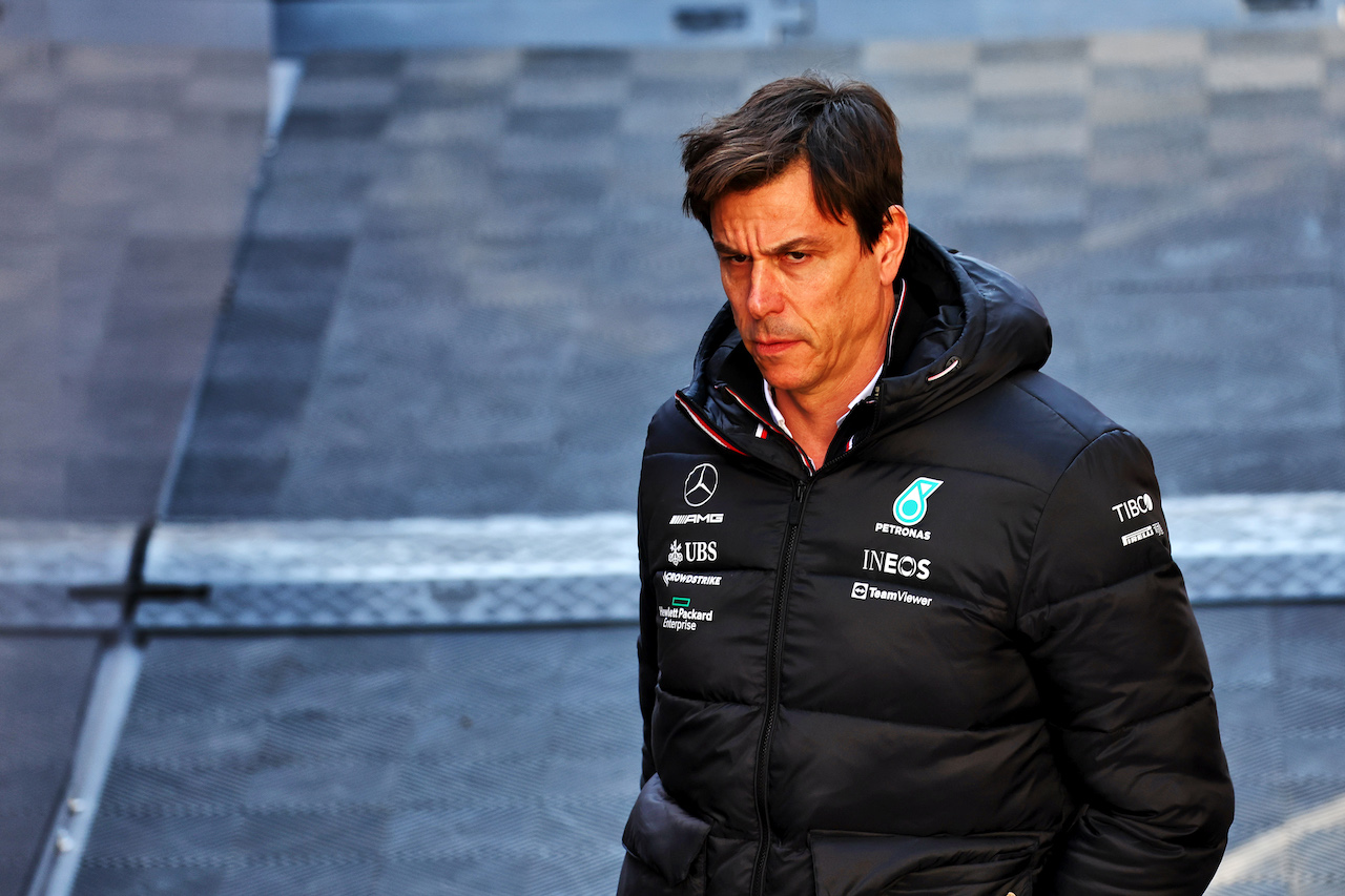 TEST BARCELLONA, Toto Wolff (GER) Mercedes AMG F1 Shareholder e Executive Director.
23.02.2022. Formula One Testing, Day One, Barcelona, Spain. Wednesday.
- www.xpbimages.com, EMail: requests@xpbimages.com © Copyright: Price / XPB Images