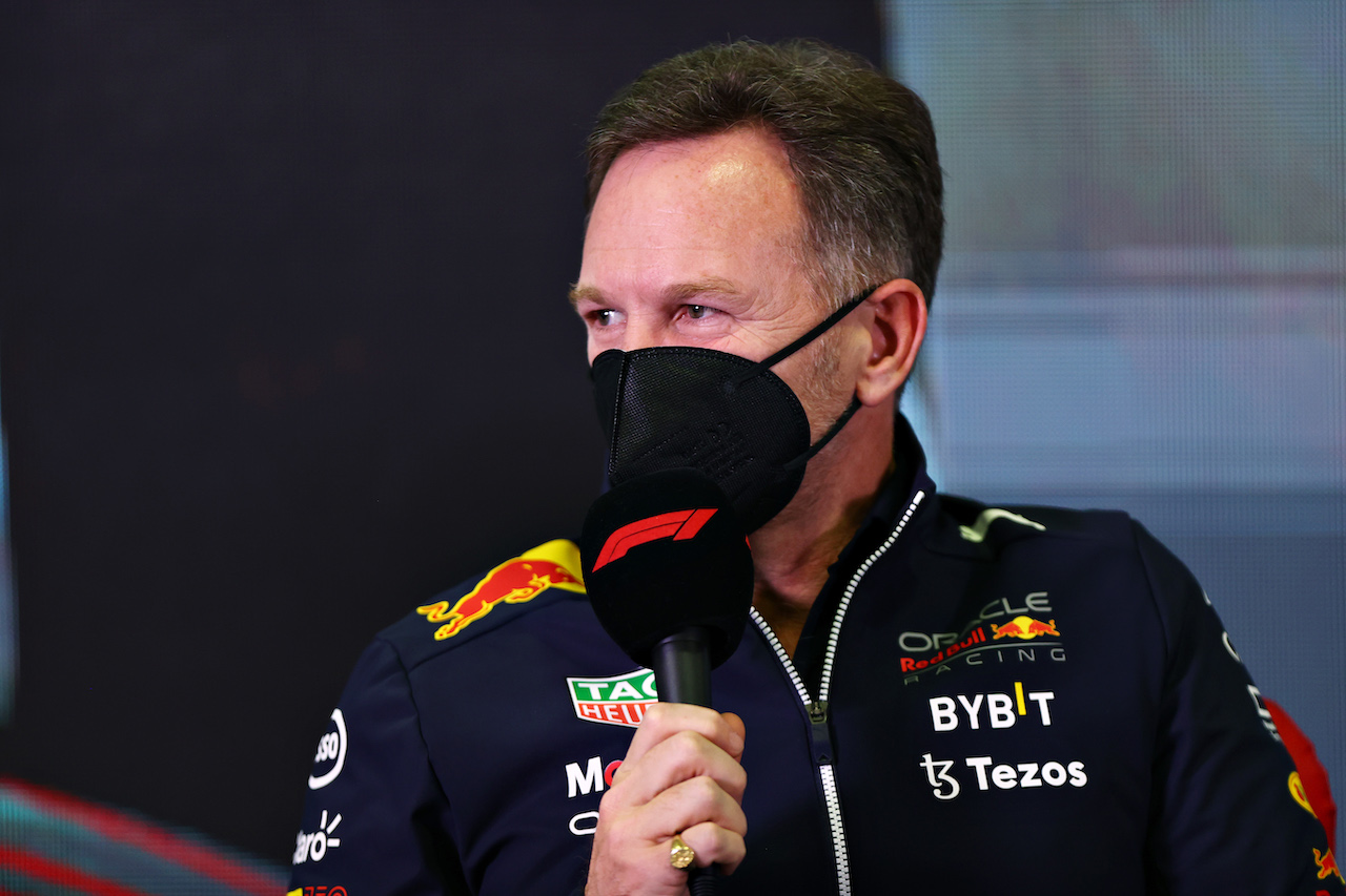 TEST BARCELLONA, Christian Horner (GBR) Red Bull Racing Team Principal in the FIA Press Conference.
23.02.2022. Formula One Testing, Day One, Barcelona, Spain. Wednesday.
- www.xpbimages.com, EMail: requests@xpbimages.com © Copyright: FIA Pool Image for Editorial Use Only