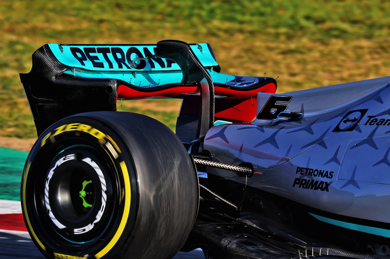 TEST BARCELLONA, George Russell (GBR) Mercedes AMG F1 W13 - rear wing.
23.02.2022. Formula One Testing, Day One, Barcelona, Spain. Wednesday.
- www.xpbimages.com, EMail: requests@xpbimages.com © Copyright: Batchelor / XPB Images