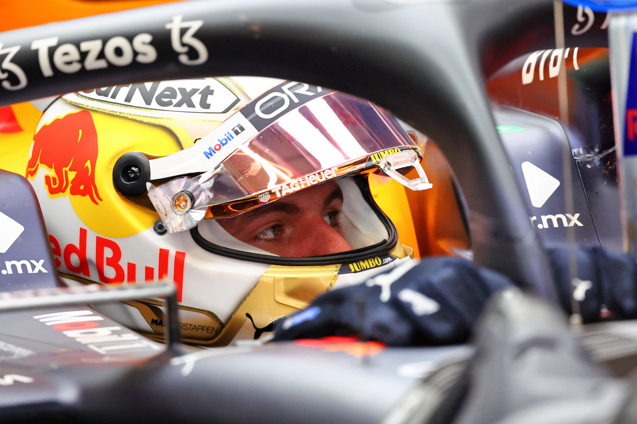 TEST BARCELLONA, Max Verstappen (NLD) Red Bull Racing RB18.
23.02.2022. Formula One Testing, Day One, Barcelona, Spain. Wednesday.
- www.xpbimages.com, EMail: requests@xpbimages.com © Copyright: Batchelor / XPB Images