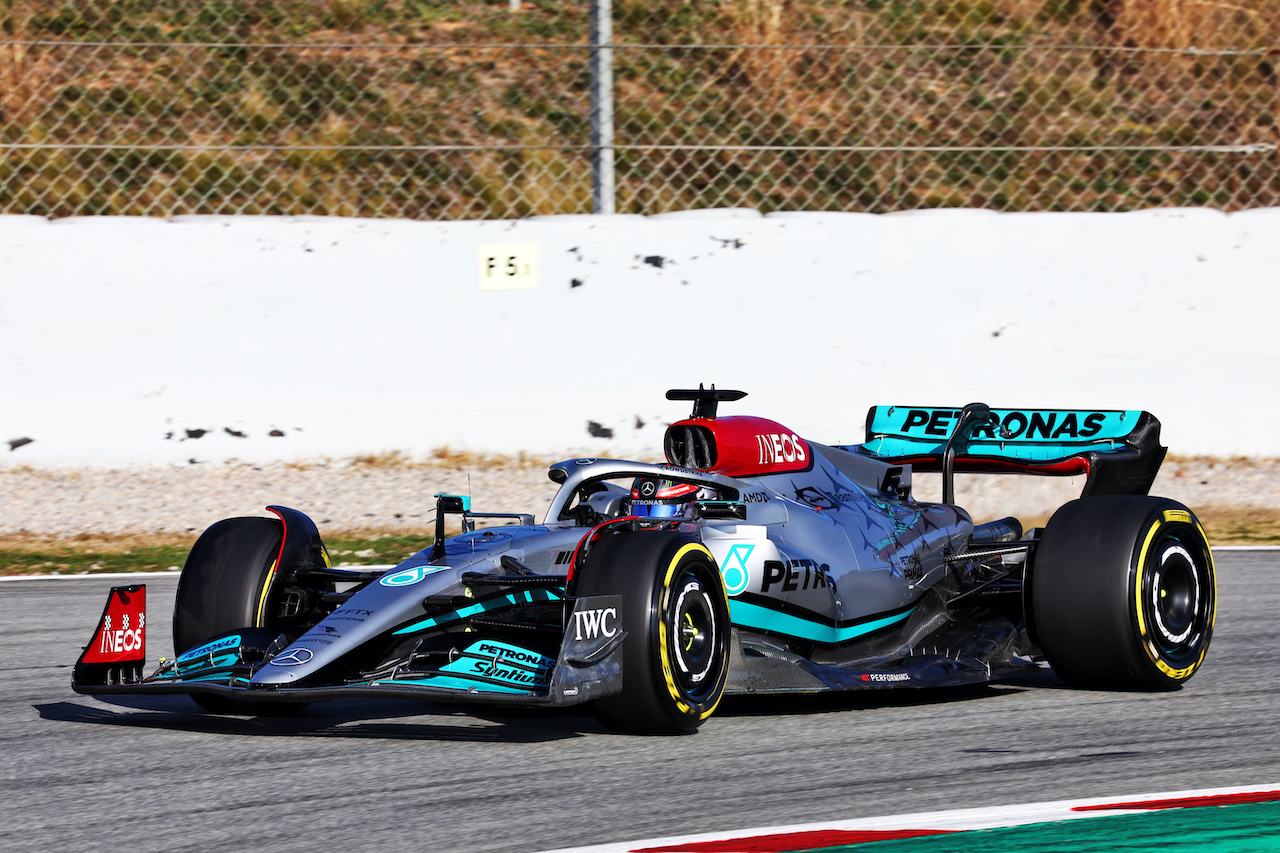 TEST BARCELLONA, George Russell (GBR) Mercedes AMG F1 W13.
23.02.2022. Formula One Testing, Day One, Barcelona, Spain. Wednesday.
- www.xpbimages.com, EMail: requests@xpbimages.com © Copyright: Batchelor / XPB Images
