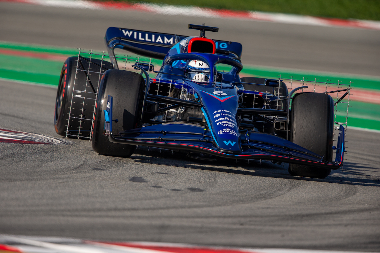 TEST BARCELLONA, Nicholas Latifi (CDN) Williams Racing FW44.
23.02.2022. Formula One Testing, Day One, Barcelona, Spain. Wednesday.
- www.xpbimages.com, EMail: requests@xpbimages.com © Copyright: Rew / XPB Images