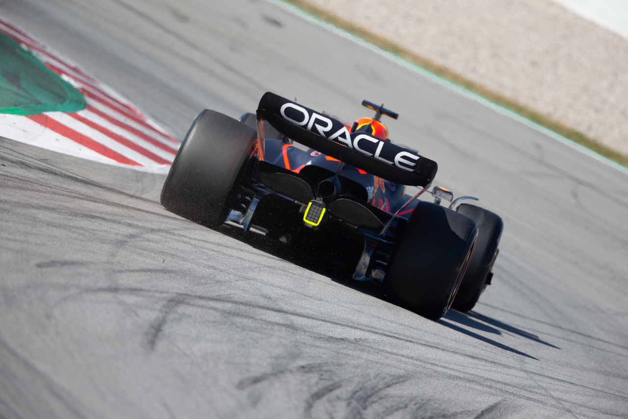 TEST BARCELLONA, Max Verstappen (NLD) Red Bull Racing RB18.
23.02.2022. Formula One Testing, Day One, Barcelona, Spain. Wednesday.
- www.xpbimages.com, EMail: requests@xpbimages.com © Copyright: Rew / XPB Images