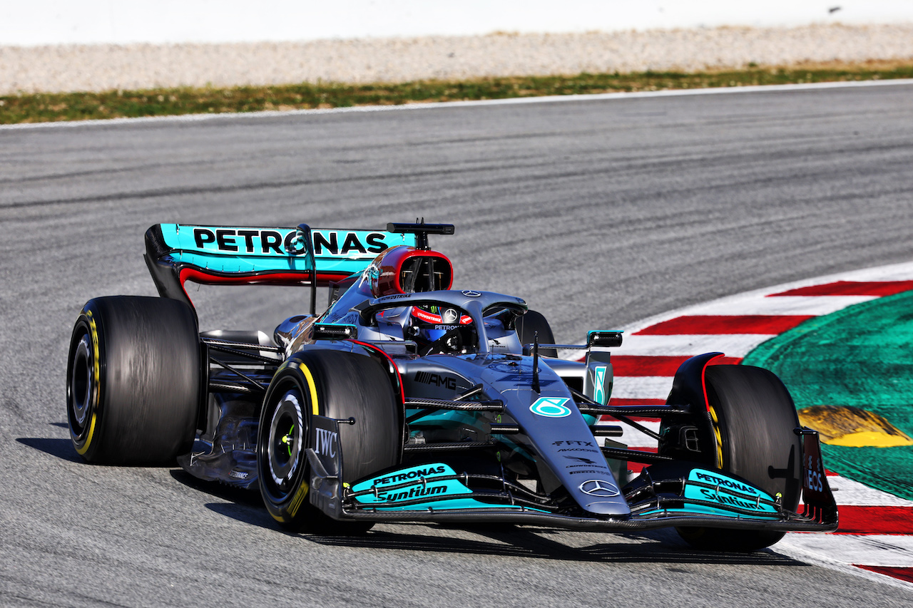 TEST BARCELLONA, George Russell (GBR) Mercedes AMG F1 W13.
23.02.2022. Formula One Testing, Day One, Barcelona, Spain. Wednesday.
- www.xpbimages.com, EMail: requests@xpbimages.com © Copyright: Batchelor / XPB Images