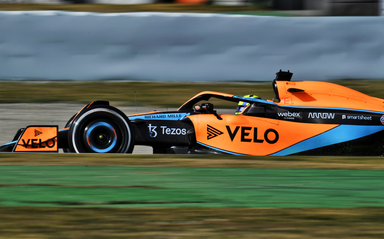 TEST BARCELLONA, Lando Norris (GBR) McLaren MCL36.
23.02.2022. Formula One Testing, Day One, Barcelona, Spain. Wednesday.
- www.xpbimages.com, EMail: requests@xpbimages.com © Copyright: Price / XPB Images