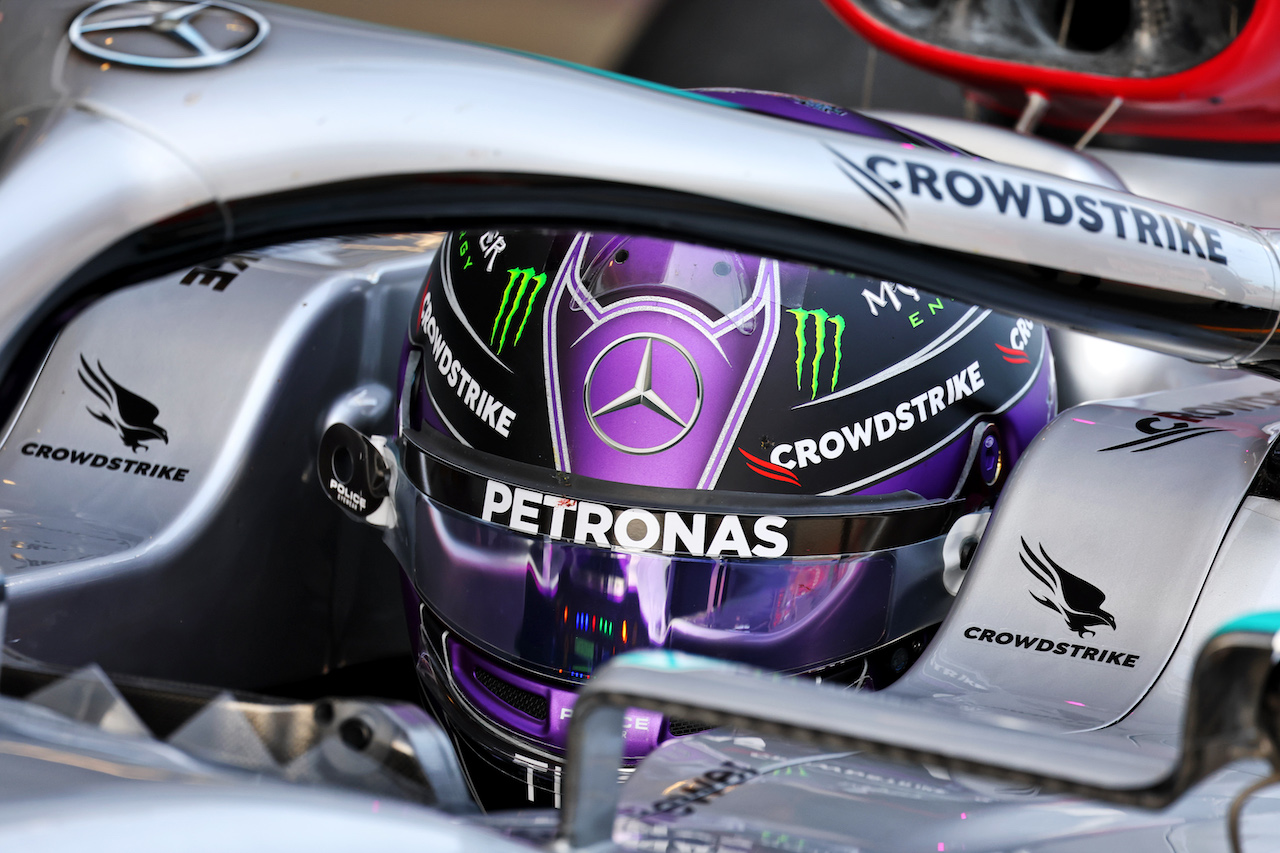 TEST BARCELLONA, Lewis Hamilton (GBR) Mercedes AMG F1 W13.
23.02.2022. Formula One Testing, Day One, Barcelona, Spain. Wednesday.
- www.xpbimages.com, EMail: requests@xpbimages.com © Copyright: Batchelor / XPB Images