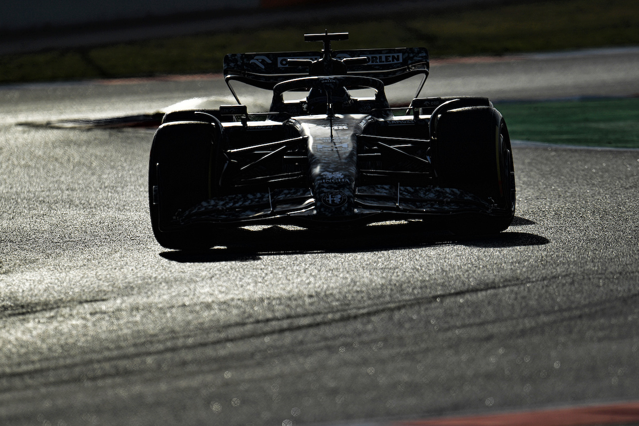 TEST BARCELLONA, Valtteri Bottas (FIN) Alfa Romeo F1 Team C42.
23.02.2022. Formula One Testing, Day One, Barcelona, Spain. Wednesday.
- www.xpbimages.com, EMail: requests@xpbimages.com © Copyright: Price / XPB Images
