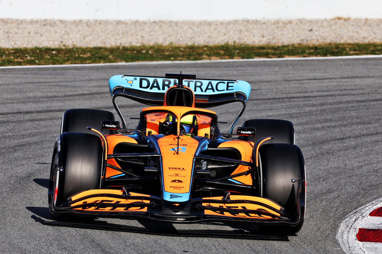TEST BARCELLONA, Lando Norris (GBR) McLaren MCL36.
23.02.2022. Formula One Testing, Day One, Barcelona, Spain. Wednesday.
- www.xpbimages.com, EMail: requests@xpbimages.com © Copyright: Batchelor / XPB Images