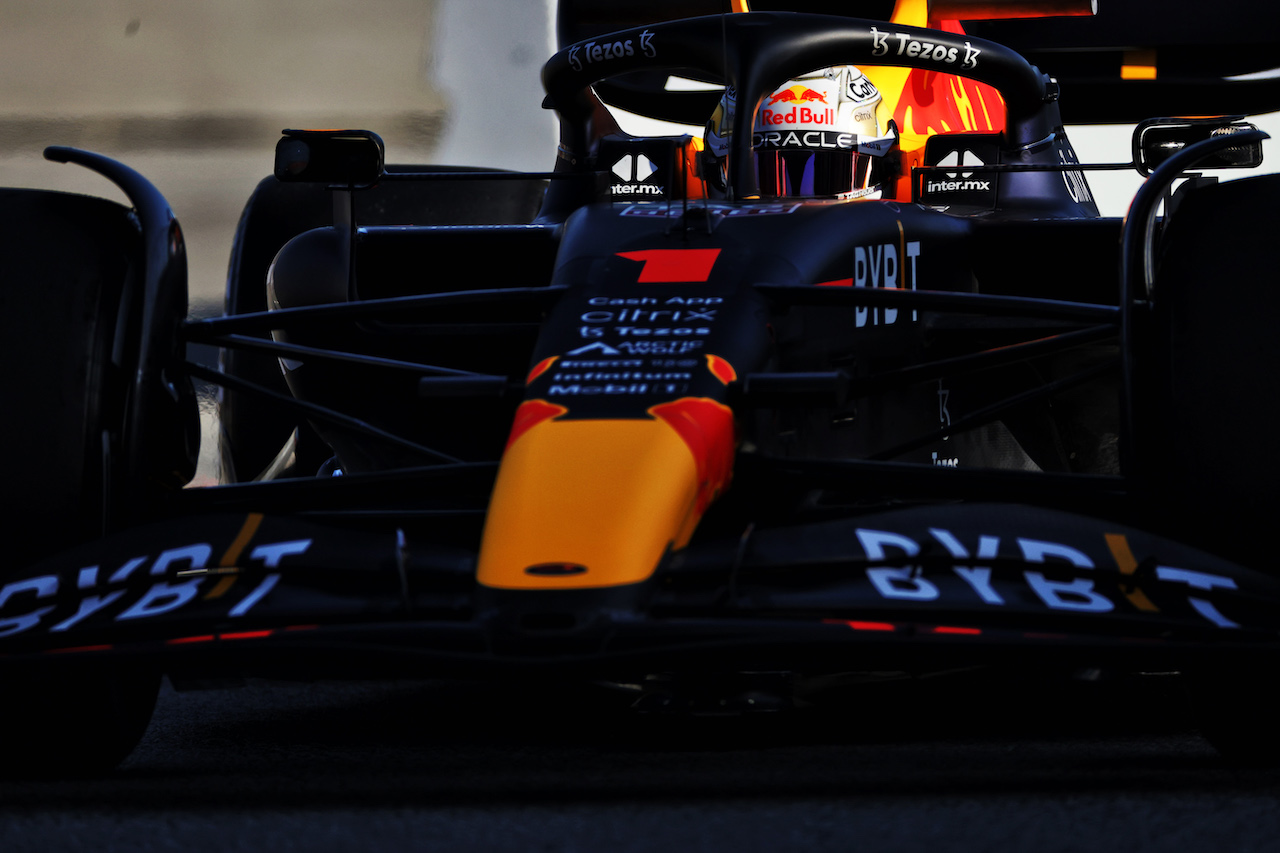 TEST BARCELLONA, Max Verstappen (NLD) Red Bull Racing RB18.
23.02.2022. Formula One Testing, Day One, Barcelona, Spain. Wednesday.
- www.xpbimages.com, EMail: requests@xpbimages.com © Copyright: Bearne / XPB Images