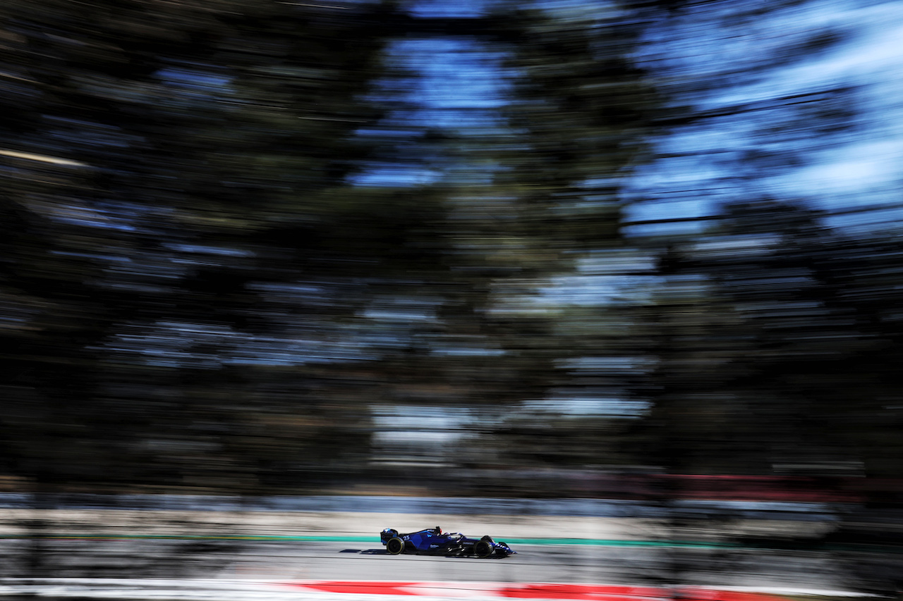 TEST BARCELLONA, Alexander Albon (THA) Williams Racing FW44.
24.02.2022. Formula One Testing, Day Two, Barcelona, Spain. Giovedi'.
- www.xpbimages.com, EMail: requests@xpbimages.com © Copyright: Moy / XPB Images