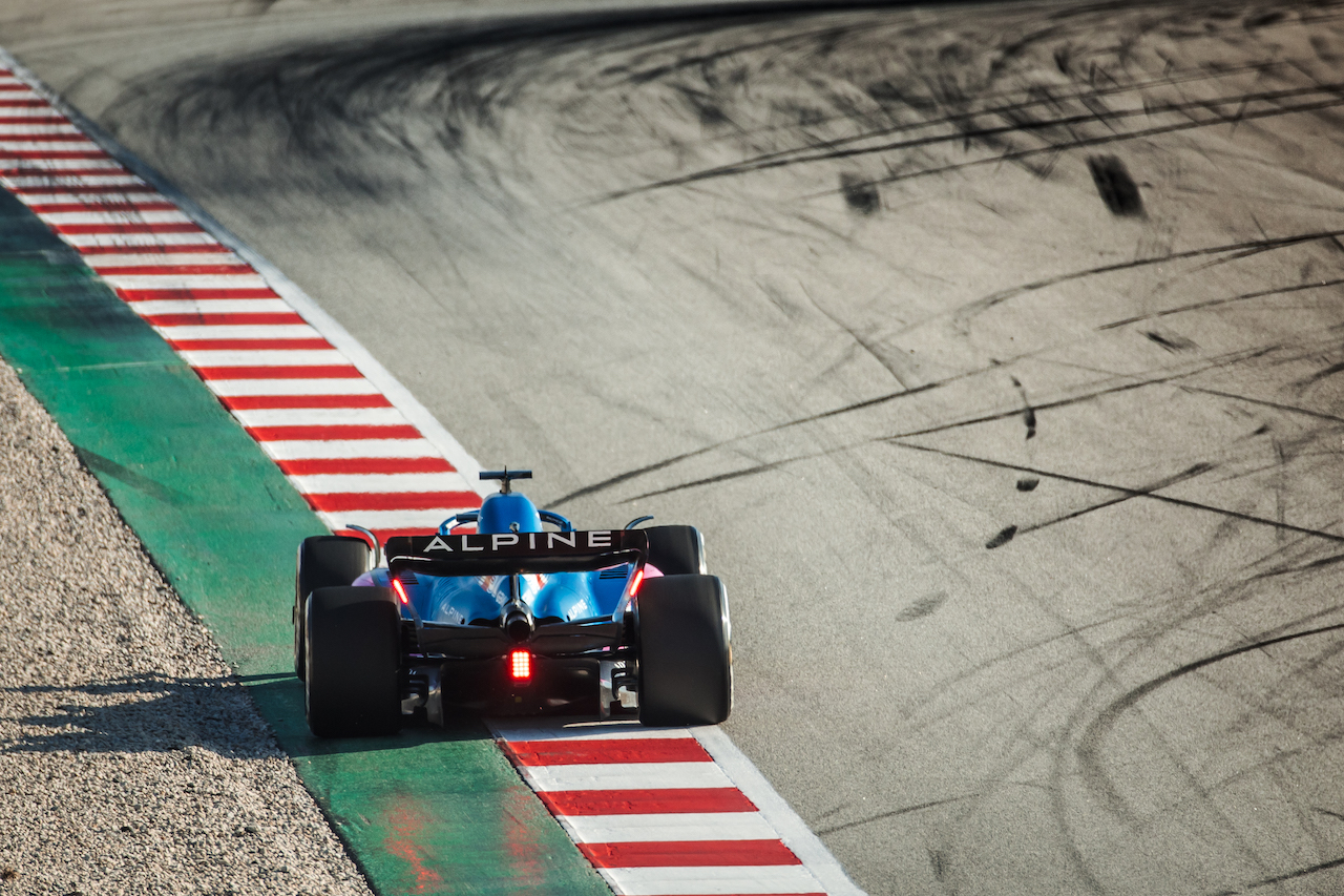 TEST BARCELLONA, Esteban Ocon (FRA) Alpine F1 Team A522.
24.02.2022. Formula One Testing, Day Two, Barcelona, Spain. Giovedi'.
- www.xpbimages.com, EMail: requests@xpbimages.com © Copyright: Bearne / XPB Images