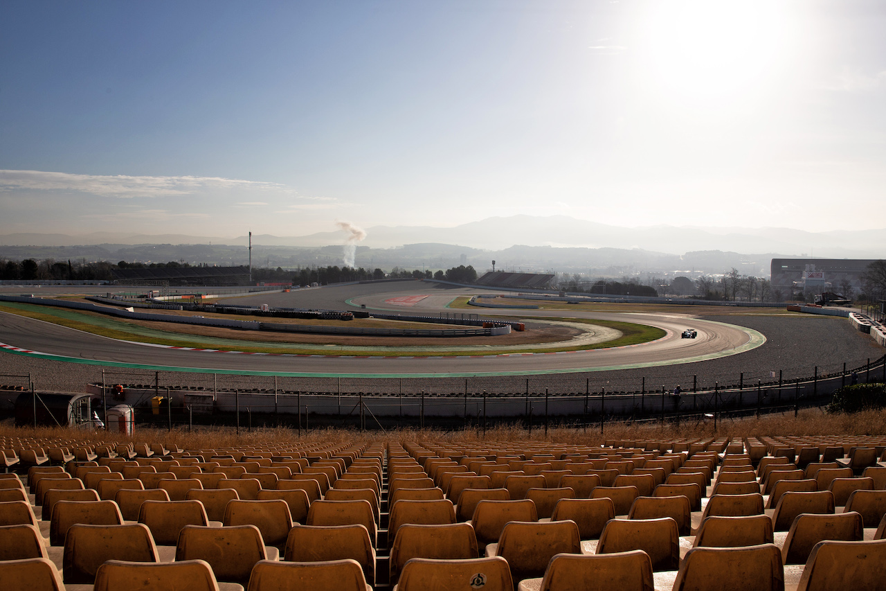 TEST BARCELLONA, Low light action.
24.02.2022. Formula One Testing, Day Two, Barcelona, Spain. Giovedi'.
- www.xpbimages.com, EMail: requests@xpbimages.com © Copyright: Rew / XPB Images