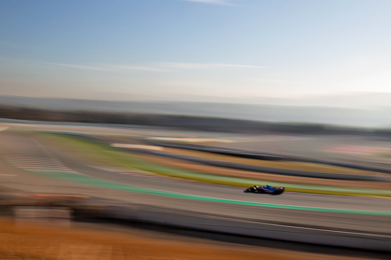 TEST BARCELLONA, Esteban Ocon (FRA) Alpine F1 Team A522.
24.02.2022. Formula One Testing, Day Two, Barcelona, Spain. Giovedi'.
- www.xpbimages.com, EMail: requests@xpbimages.com © Copyright: Rew / XPB Images